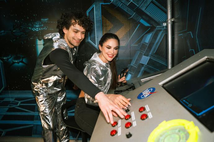 Bonds Escape Room