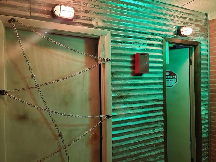 https://cdn.escaperoom.com/uploads/styles/directoryPhotos/Epic-Escapes-Cocoa-FL-03-K0sdtLkPY-lg_1x.jpg