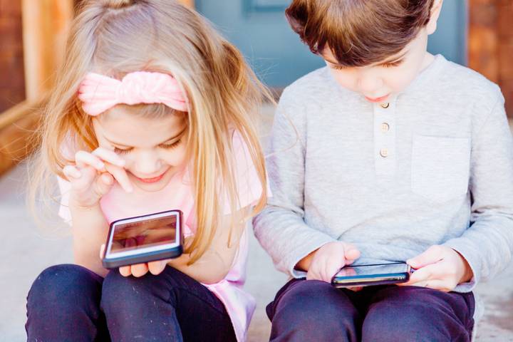 Kids Addicted to Mobile Games